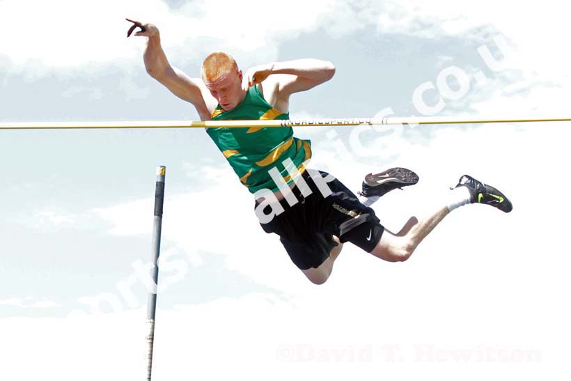 Jax Thoirs winning the pole vault at the Scottish Championships, Scotstoun  Stadium, Glasgow.